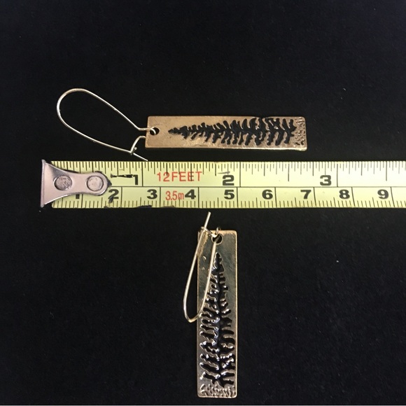 Golden Boho Forest Pattern Vintage Style Dangle Earrings - Picture 4 of 4